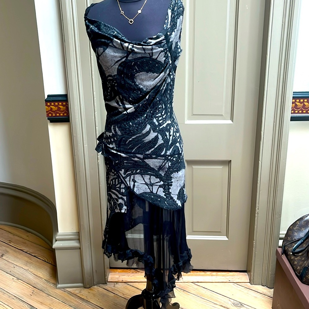 Roberto Scarpa beautifully designed dress